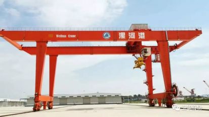   衛(wèi)華起重，飛天入海！